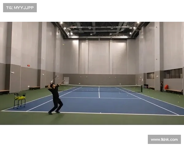 提高网球比赛一发成功率的关键因素与训练方法探讨 提高网球比赛一发成功率的关键因素与训练方法探讨